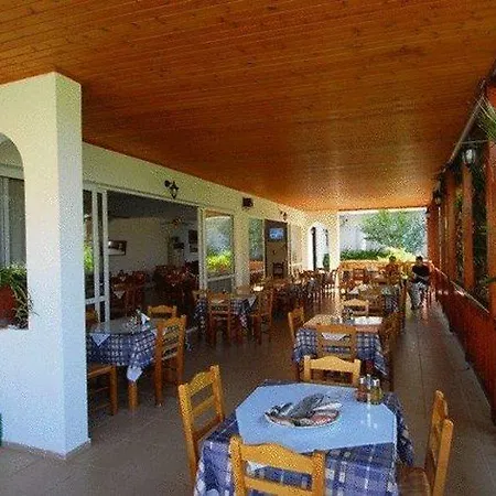 Ammoudi Aparthotel Damnoni