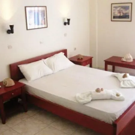 Ammoudi Aparthotel