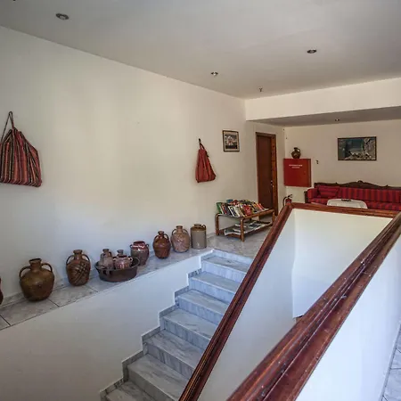 Ammoudi Aparthotel